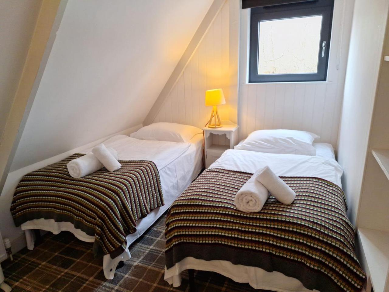 Lochend Chalets Port Of Menteith Экстерьер фото