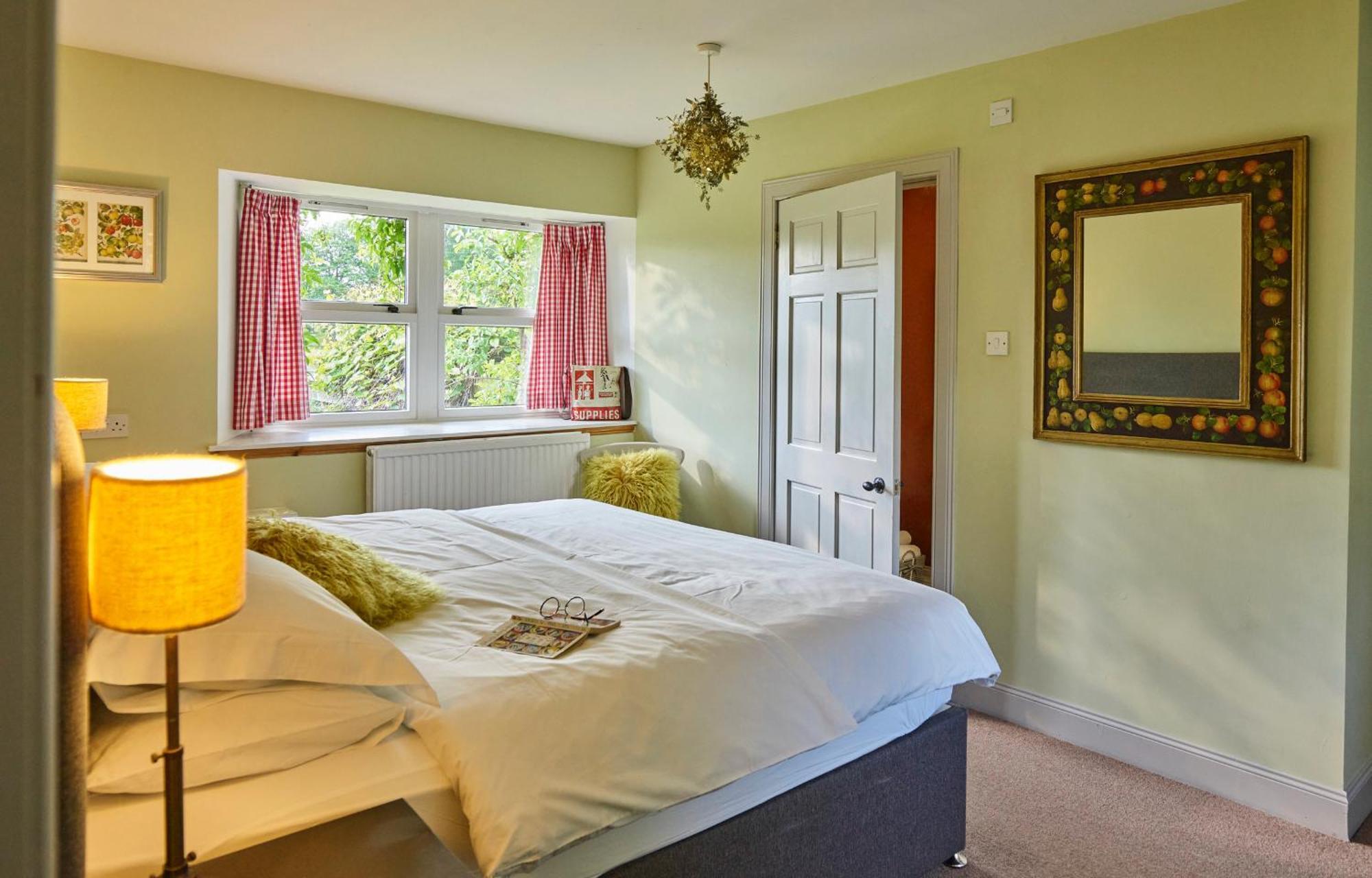 Lochend Chalets Port Of Menteith Экстерьер фото