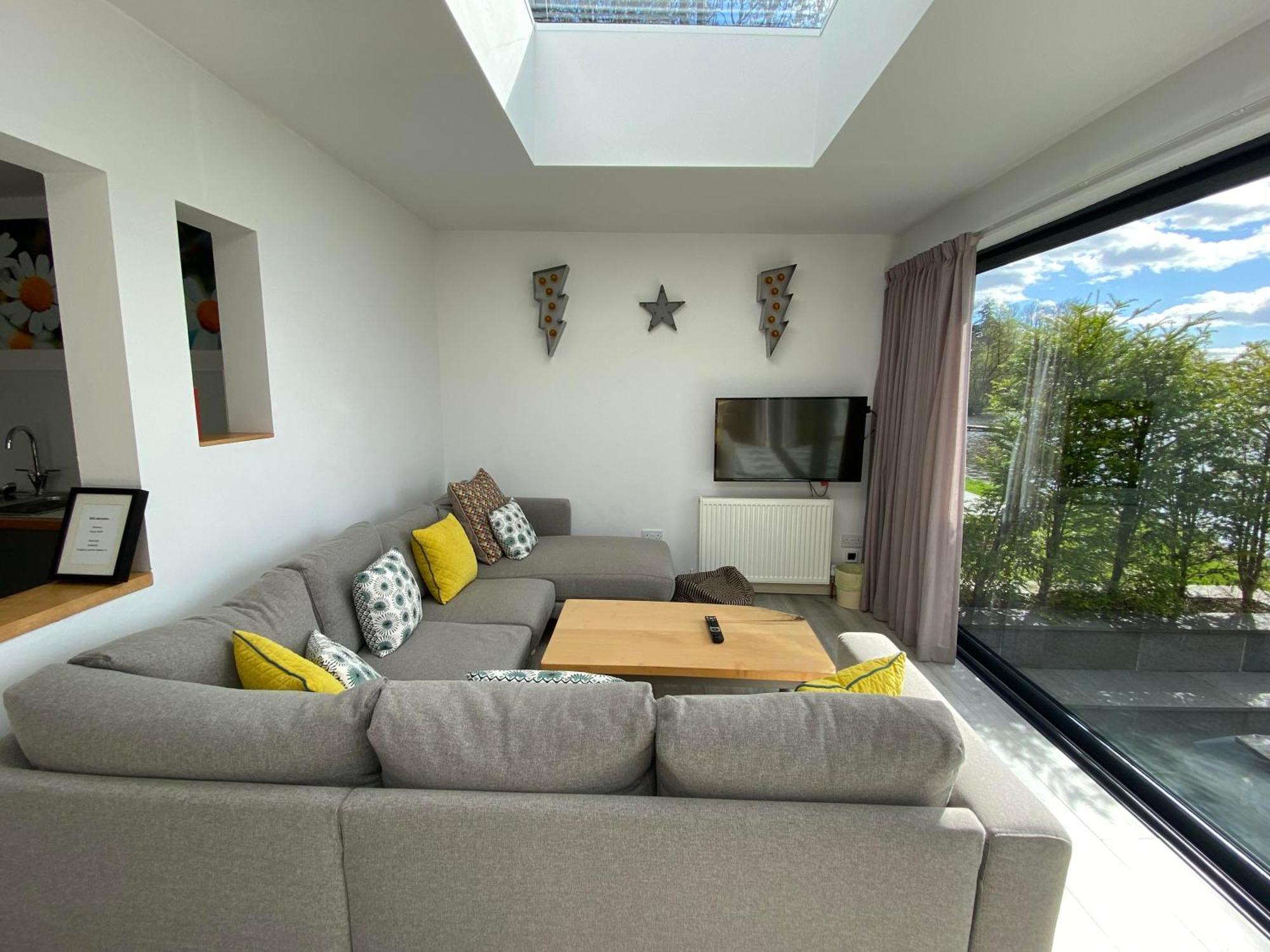 Lochend Chalets Port Of Menteith Экстерьер фото